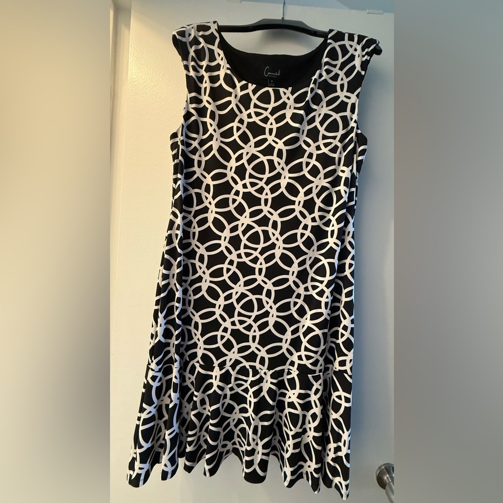 Connected Apparel Black and White Midi A-Line Skirt